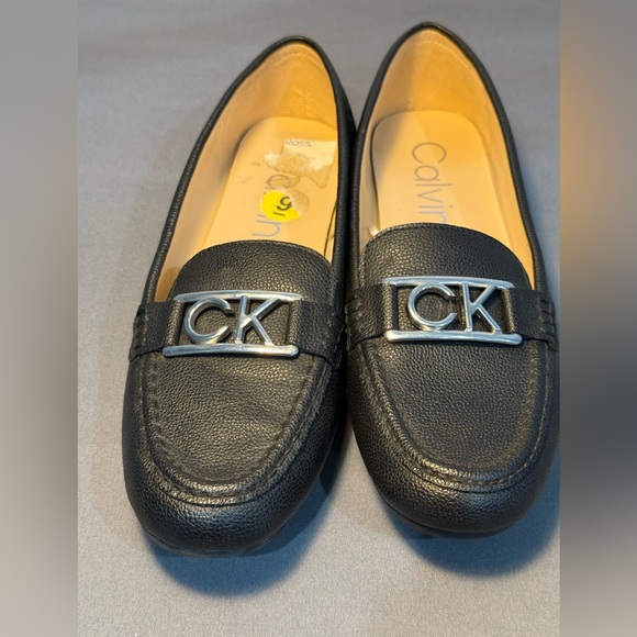 Calvin Klein Women Ballet Loafer Black Pebbled Leather Size 9 Casual - Picture 1 of 16